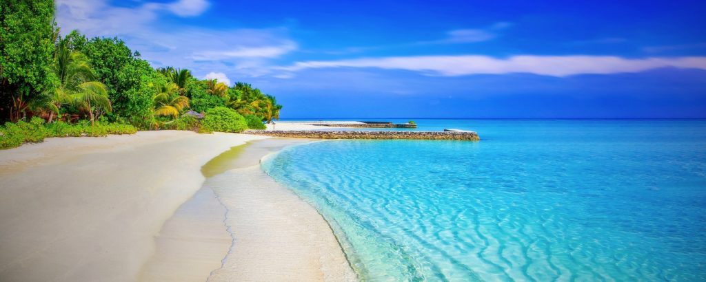 Plage ciel bleu brésil